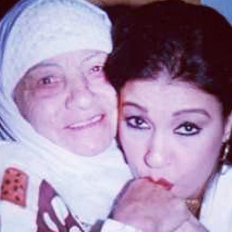 الفنانة فيفي عبده تثير الجدل بصورها عبر انستجرام