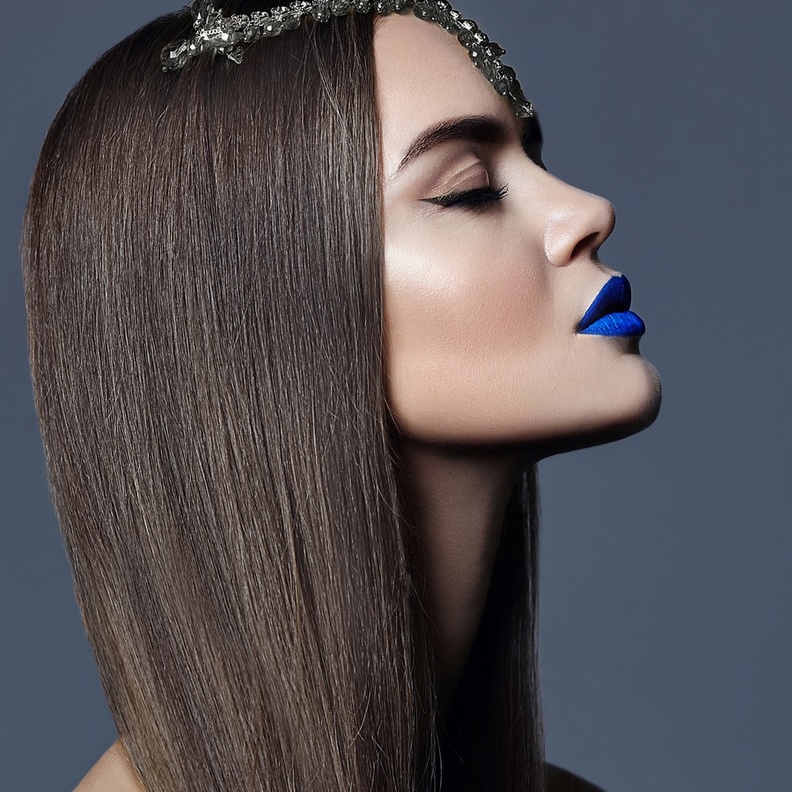 قد يصبح أحمر الشفاه الأزرق أحد صيحات 2017