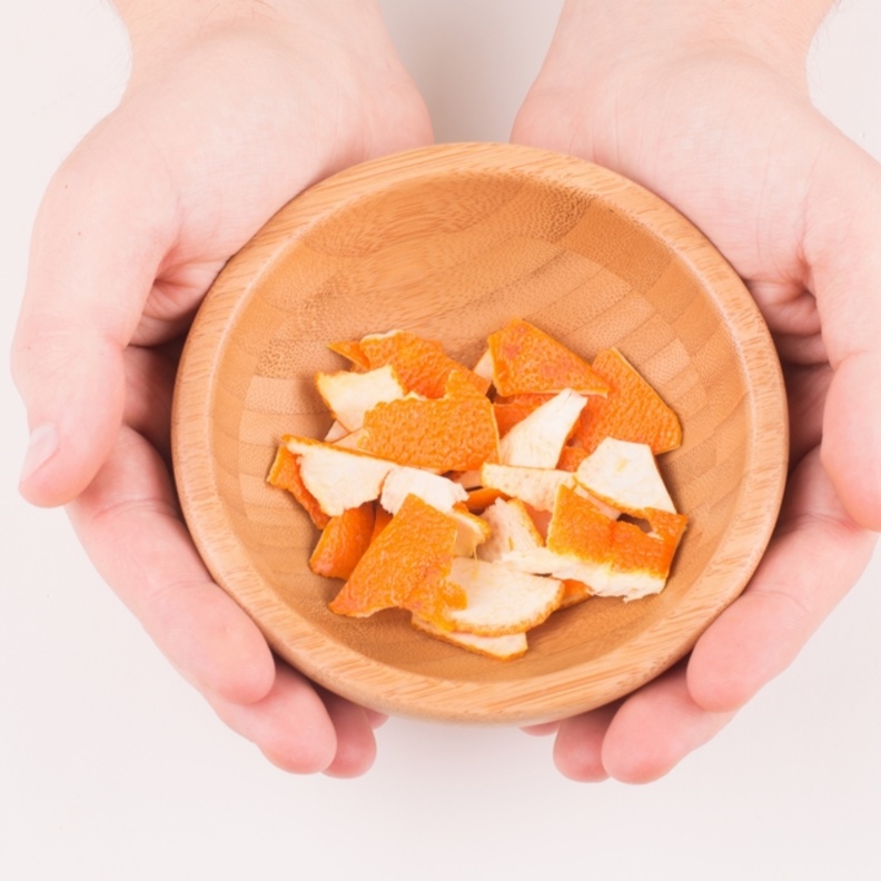 قشر البرتقال مثالية للمحافظة على البشرة 