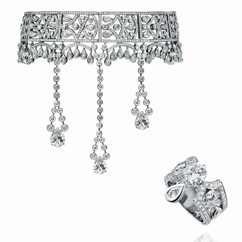 قلادة بياجيه بتصميم تاريخي