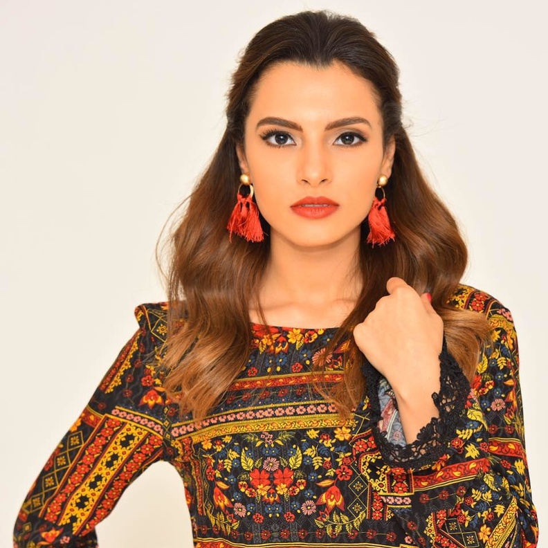 كارمن سليمان تحتفل بتخرجها