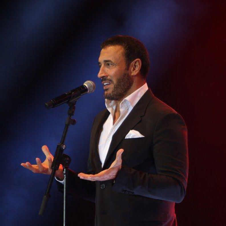 كاظم الساهر يتألق في اهدانيات