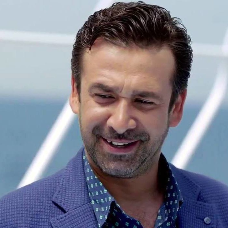  كريم عبد العزيز فى آخر أعماله وش تانى