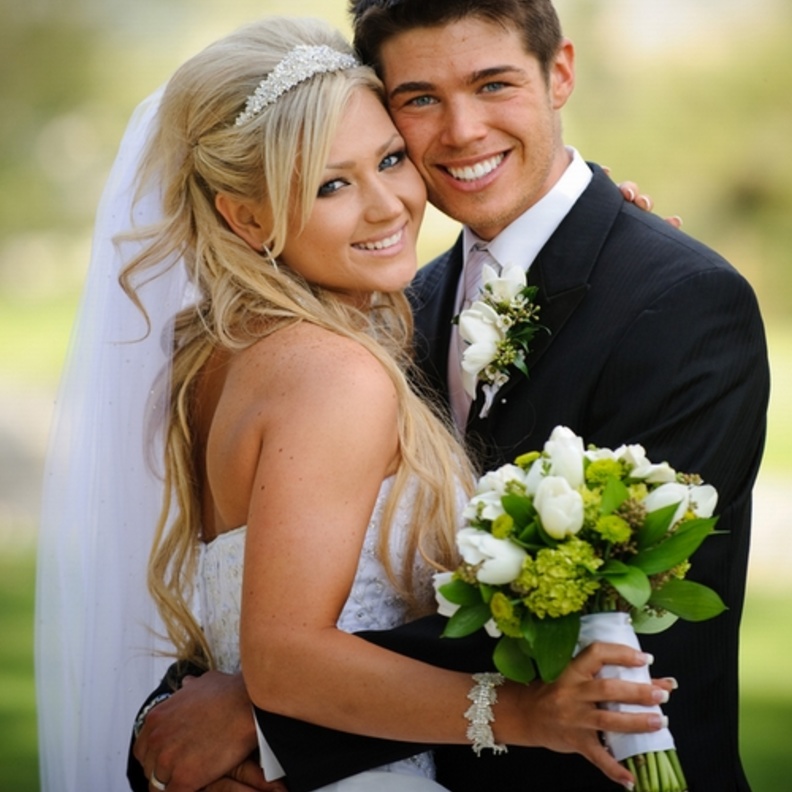 الفواكه المجففة مغذية جدا لغناها بالمواد الغذائية والألياف ومضادات الأكسدة