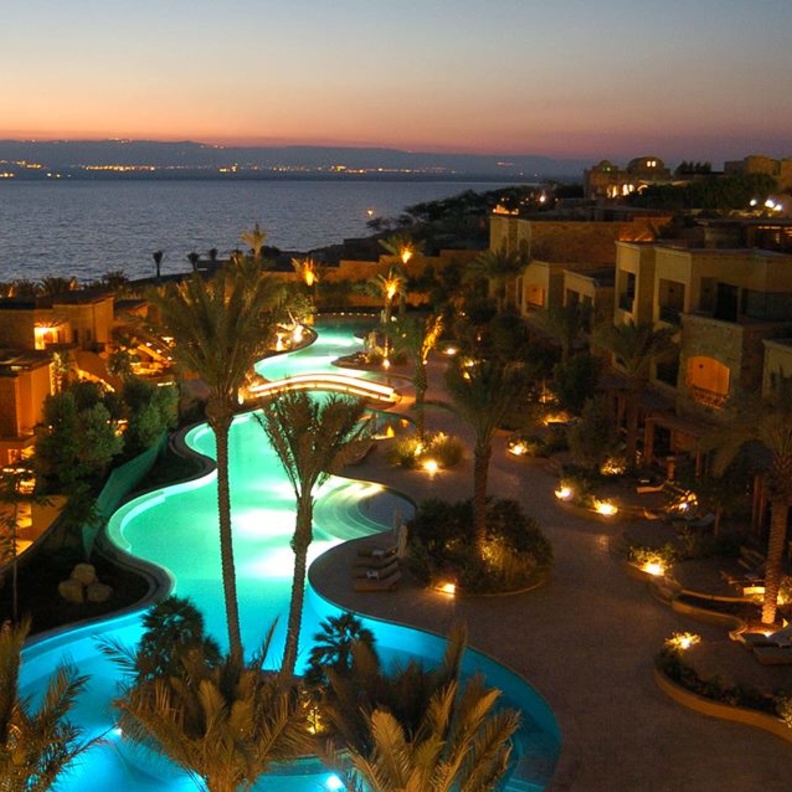 كمبنسكي البحر الميت