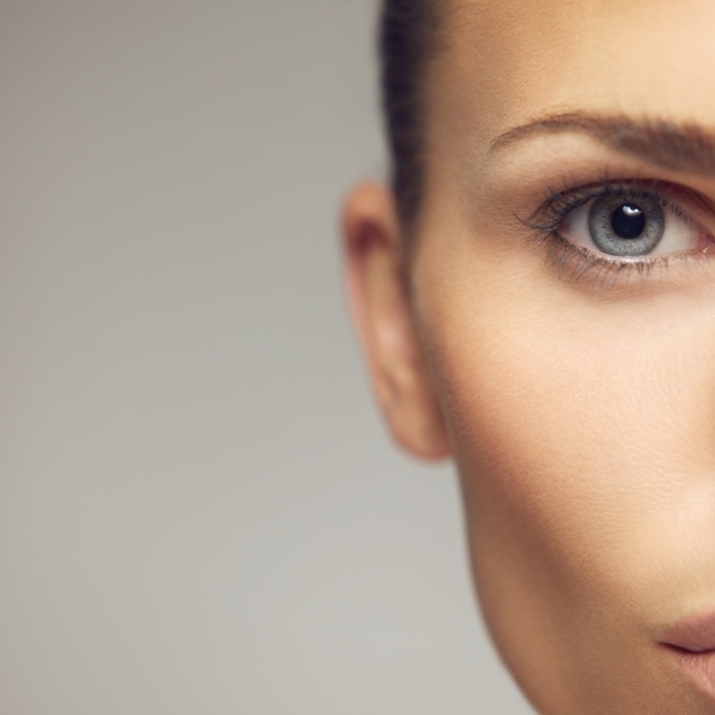 كيف تحاربين انتفاخ العيون بحسب عمرك؟