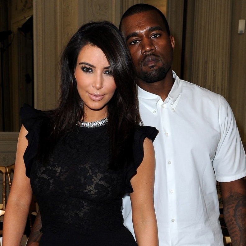 كيم وكاني مع ابنائهم