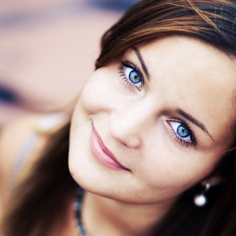 لبشرة و شعر رائع تناولي الكرفي يوميا 