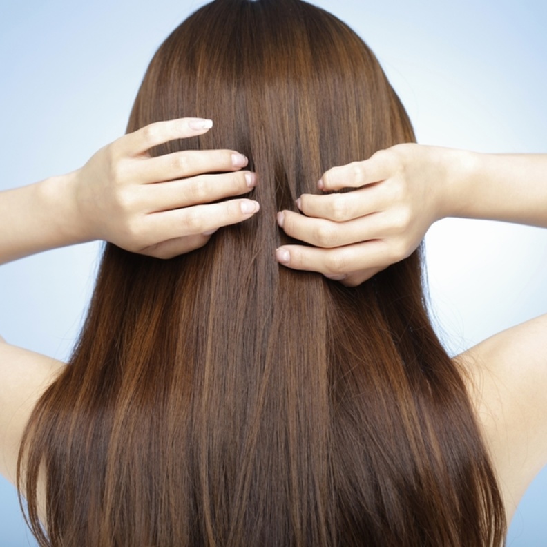 لشعر صحي وقوي إستخدمي خلطة الحناء