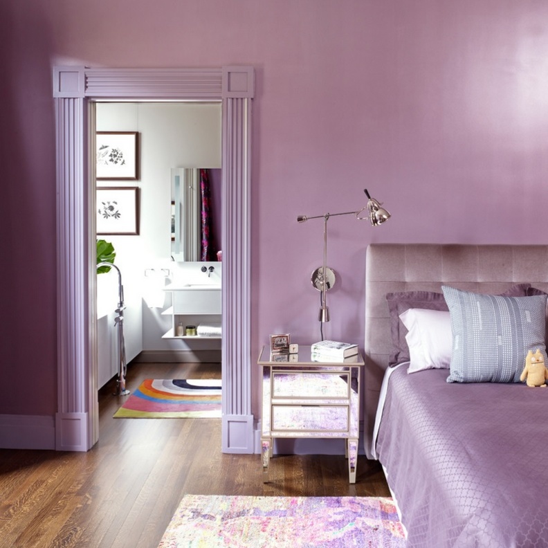 لون البنفسج في غرفة النوم راحة و استرخاء
