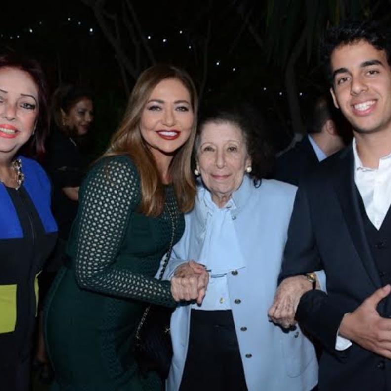 ليلى علوي تقابل طليقها