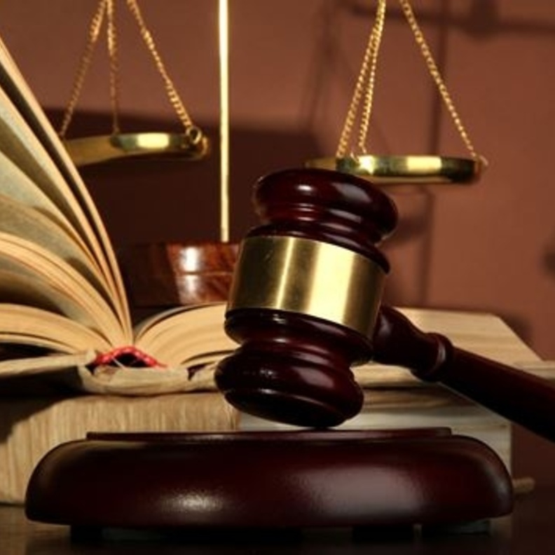 ماذا فعلت زوجة سعودية بعد ان وضع زوجها جهاز تجسس 