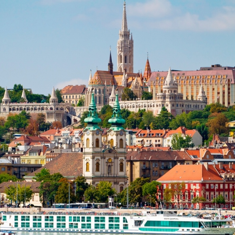 متعة التاريخ والطبيعة في أجمل معالم بودابست