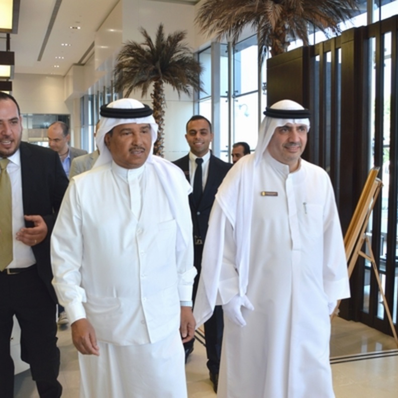 محمد عبده في لقاء جميل مع "هي"