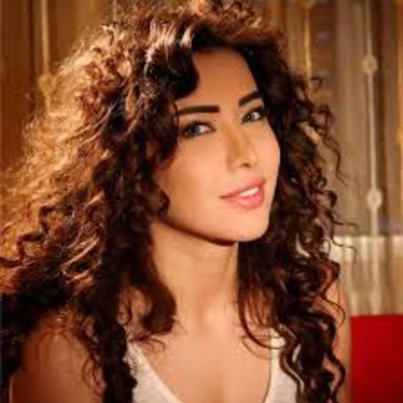 مديحة كنيفاتي