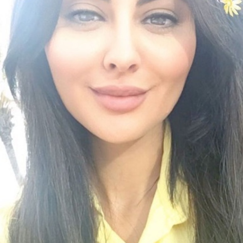 طلاق مريم حسين