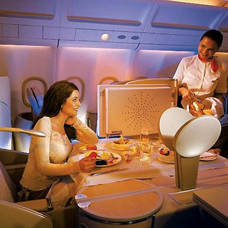 مزايا الدرجة الأولى للعرسان