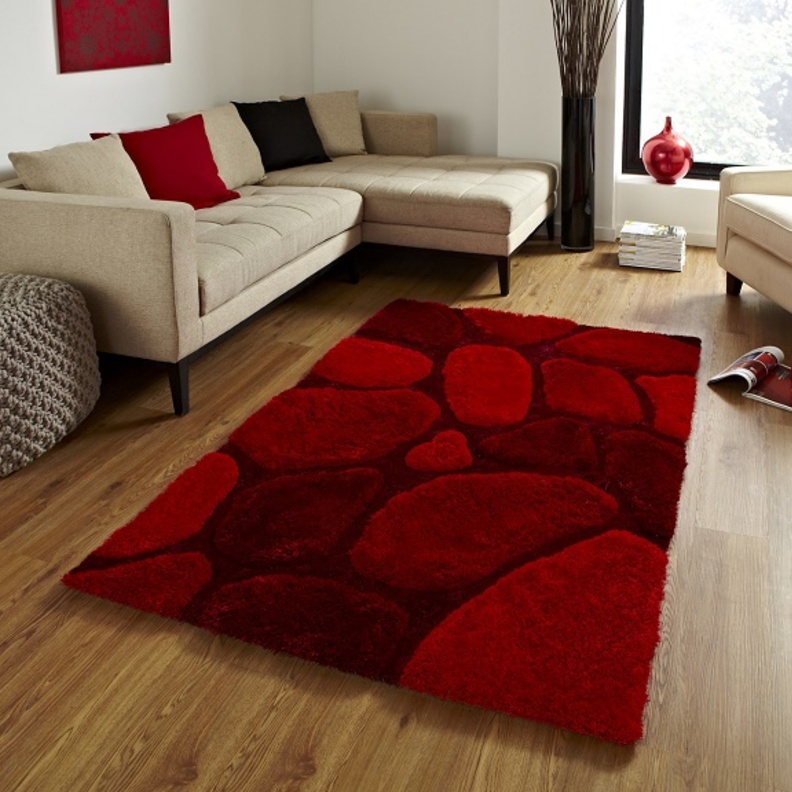 مزيج الأحمر مع اللمسة المخملية