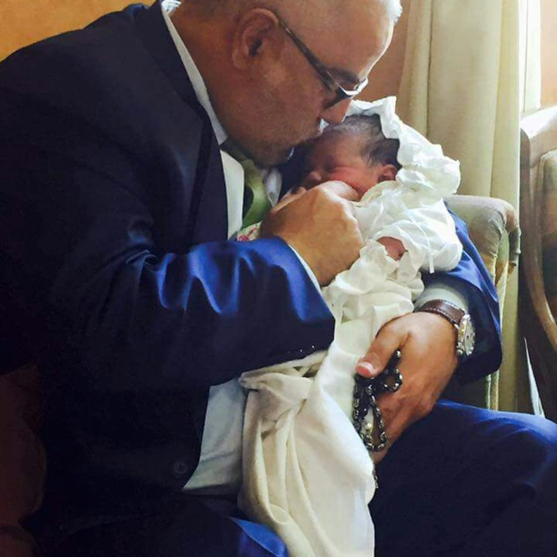 مستقبلا اصغر احفاده