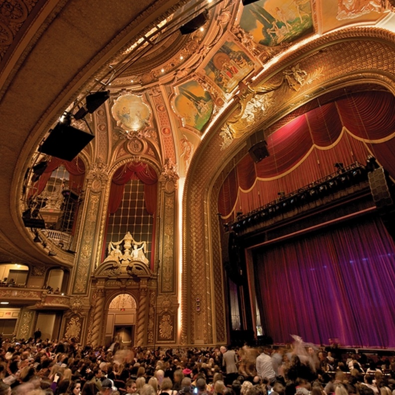 مسرح كلونيل