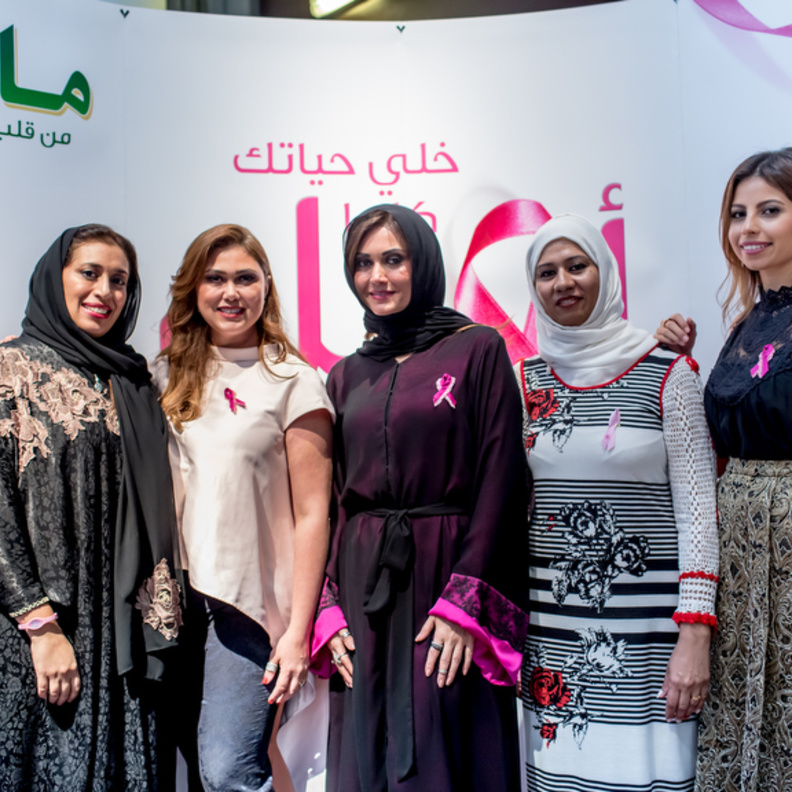 مشاركات في الجلسة الحوارية