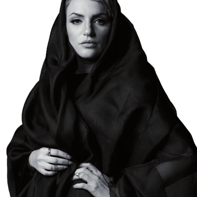  مصممة الأزياء السعودية آرام قباني