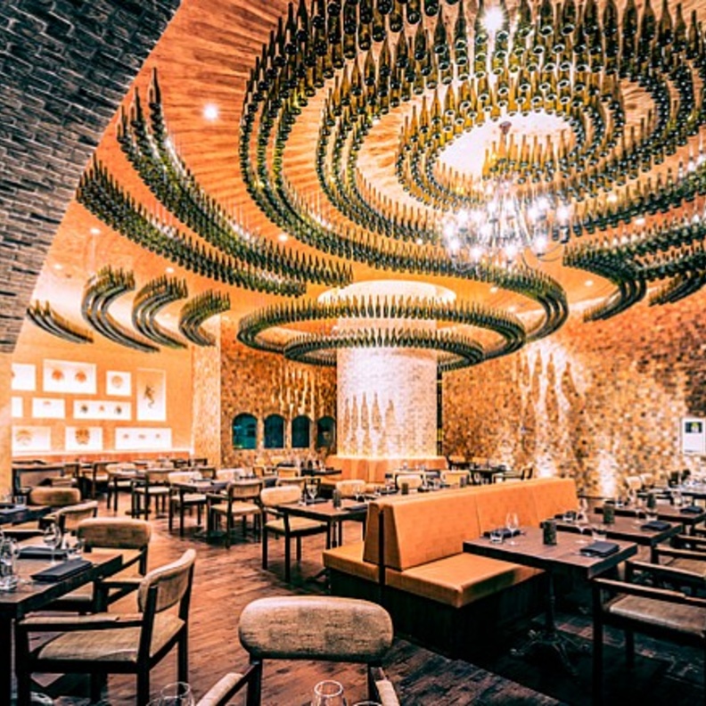 مطعم ولاونج Zoco