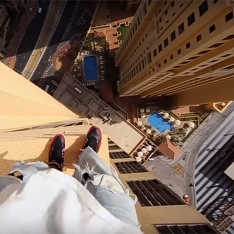 أبراج دبي الشاهقة تجذب المغامرين من حول العالم!