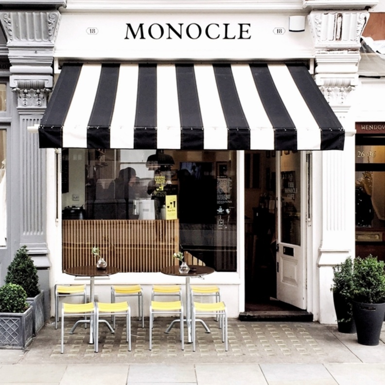 مقهى The Monocle Café في لندن