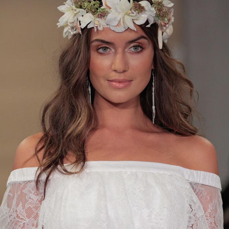 مكياج ناعم بتوقيع دار Theia