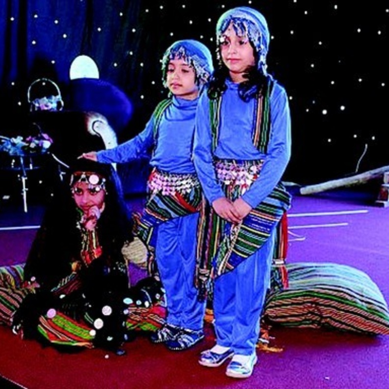 من الانشطة التطوعية للفتيات