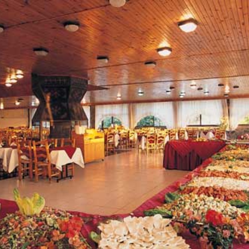  من بوفيهات القاعات