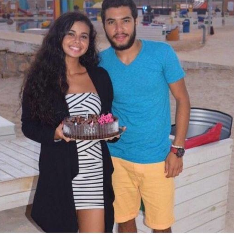 منة عرفة وعادل مجدي كامل