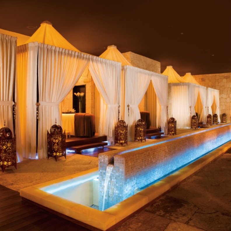 منتجع Secrets Maroma Beach Riviera في مدينة كانكون