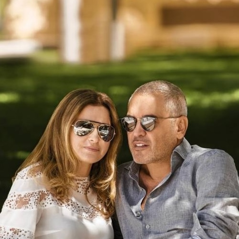 ايلي صعب مع زوجته و رفيقة دربه كلودين