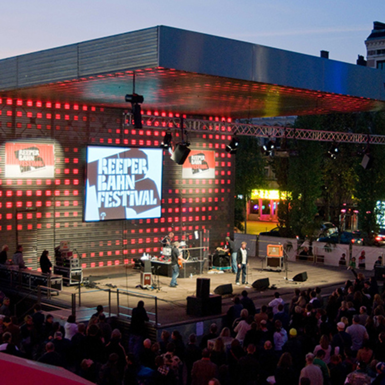 مهرجان ريبربان للموسيقى في مدينة هامبورغ الألمانية