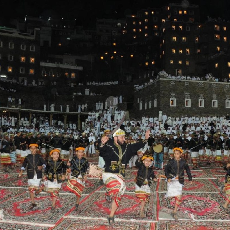 مهرجان قرية رجال ألمع 