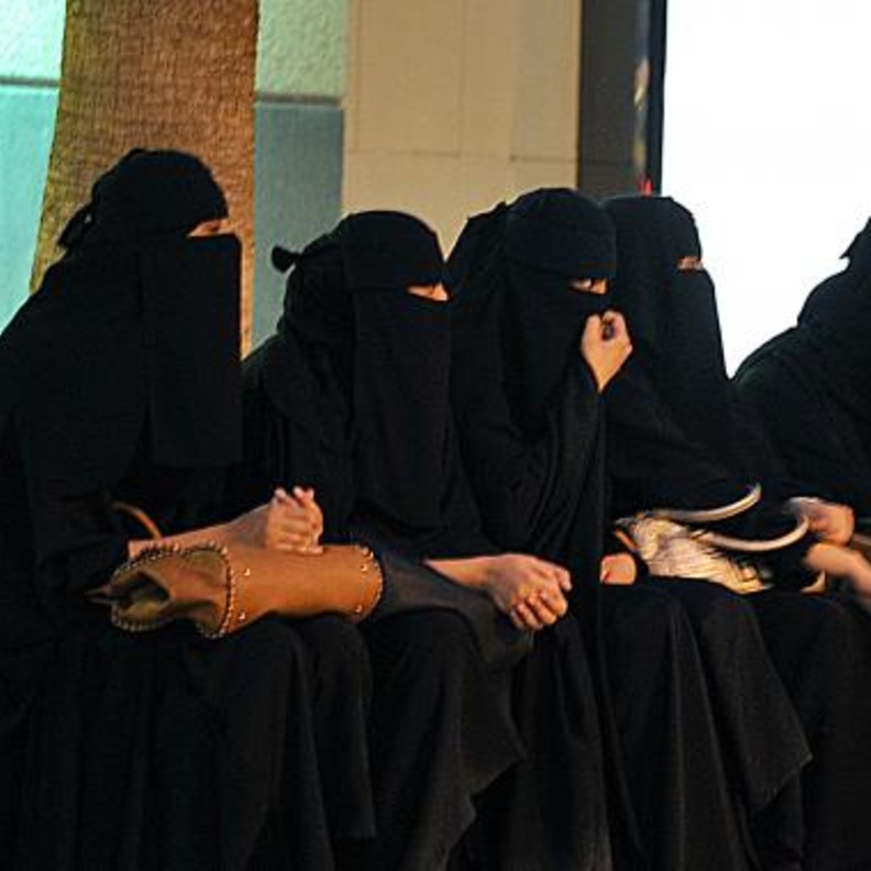 رفع الحد الأدنى لأجور السعوديين في القطاع الخاص