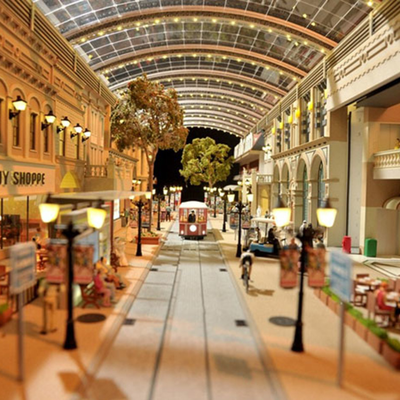 مول العالم في دبي