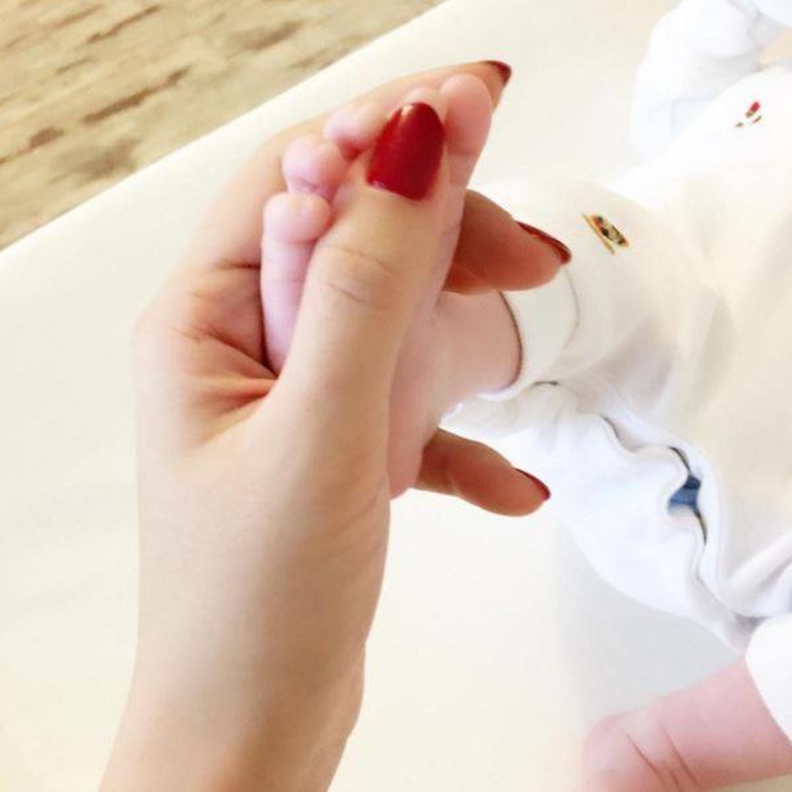 هدايا سبوع نجل ميريام فارس