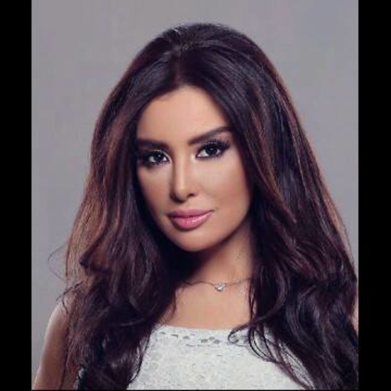 فستان ميساء مغربي الاسود يثير الغضب؟