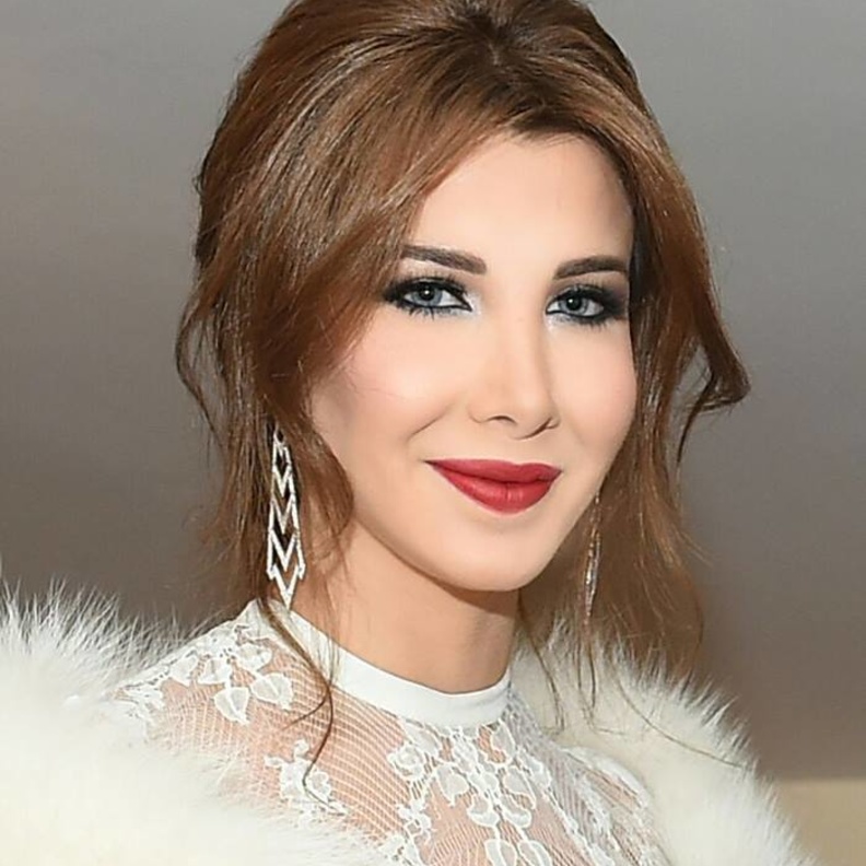 نانسي عجرم تحتفل في أبو ظبي