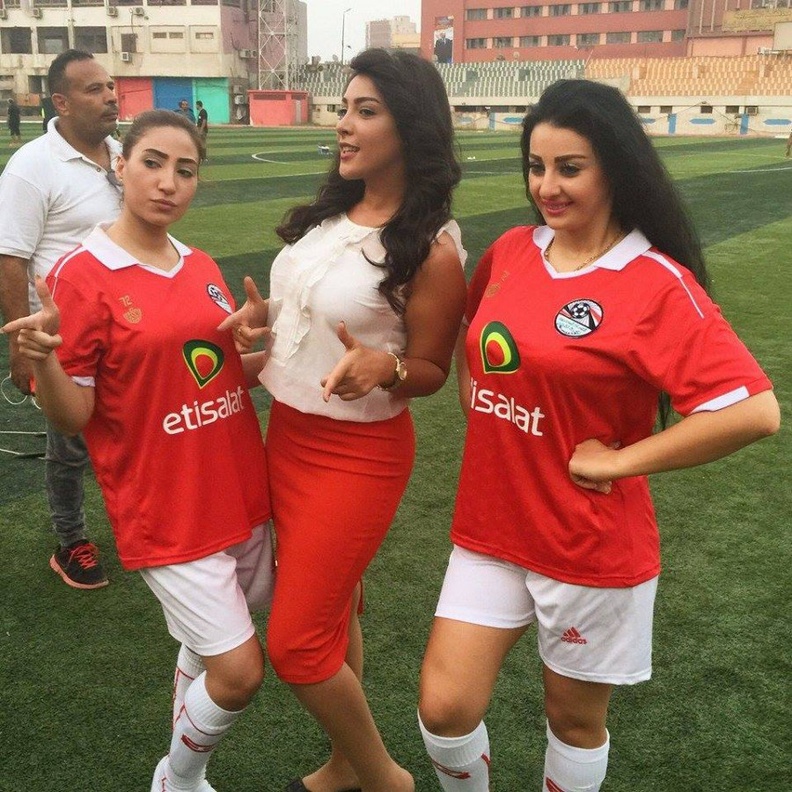 نجمات فيلم عيال حريفة