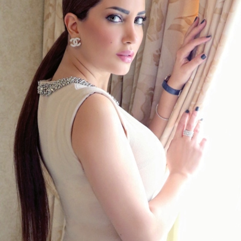 مقالة نسرين طافش :غسل وجك يا قمر