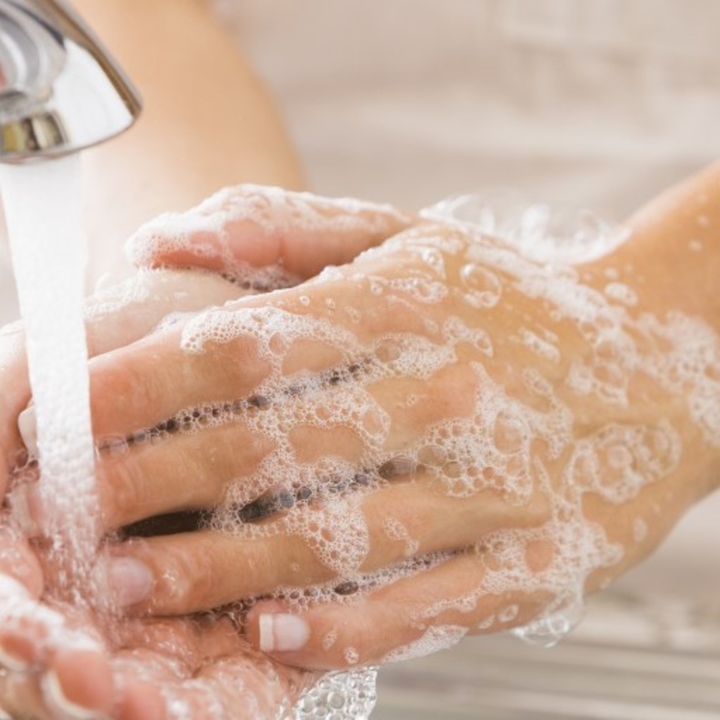 نصائح لمنع الاصابة بـ التسمم الغذائي خلال الحج