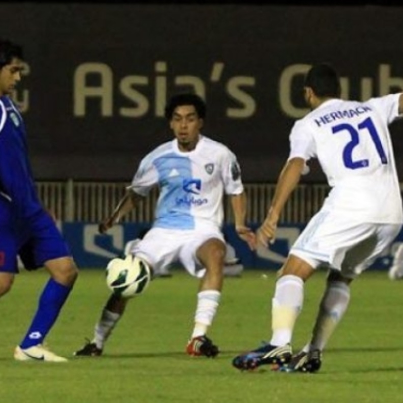 نقطة وحيدة بين الأول والثاني والثالث في الدوري السعودي