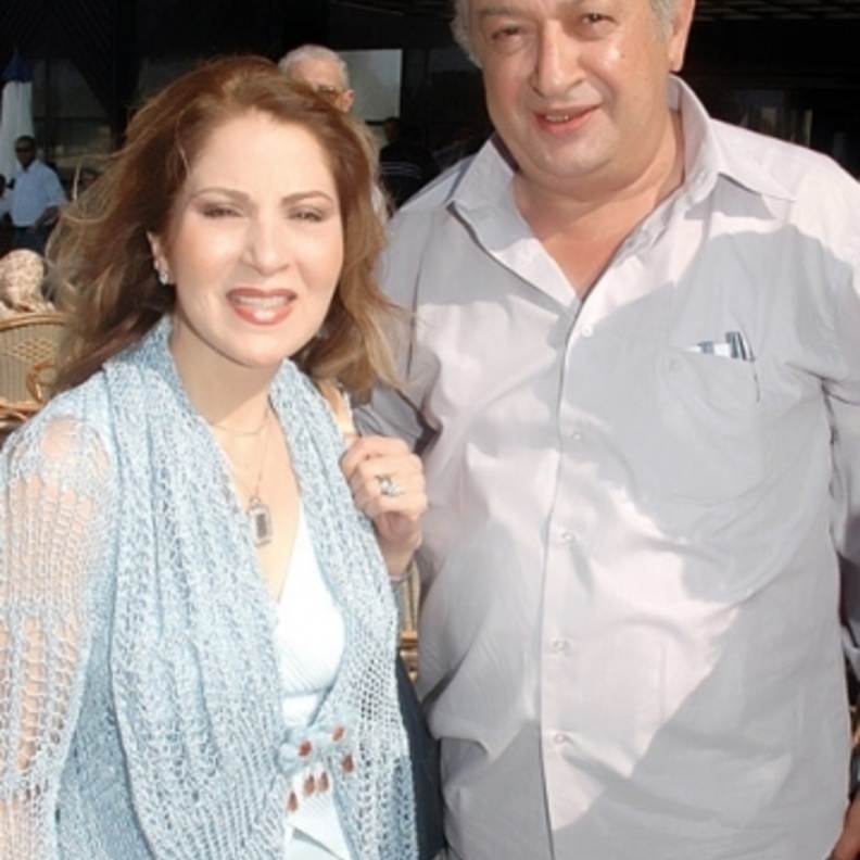 نور الشريف وزوجته بوسي