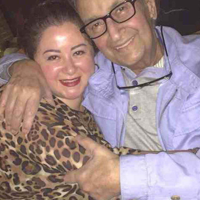 نور الشريف يحتفل بعيد ميلاده