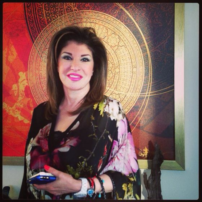 هالة سرحان تحتفل بابنها مع طليقها وضرتها!