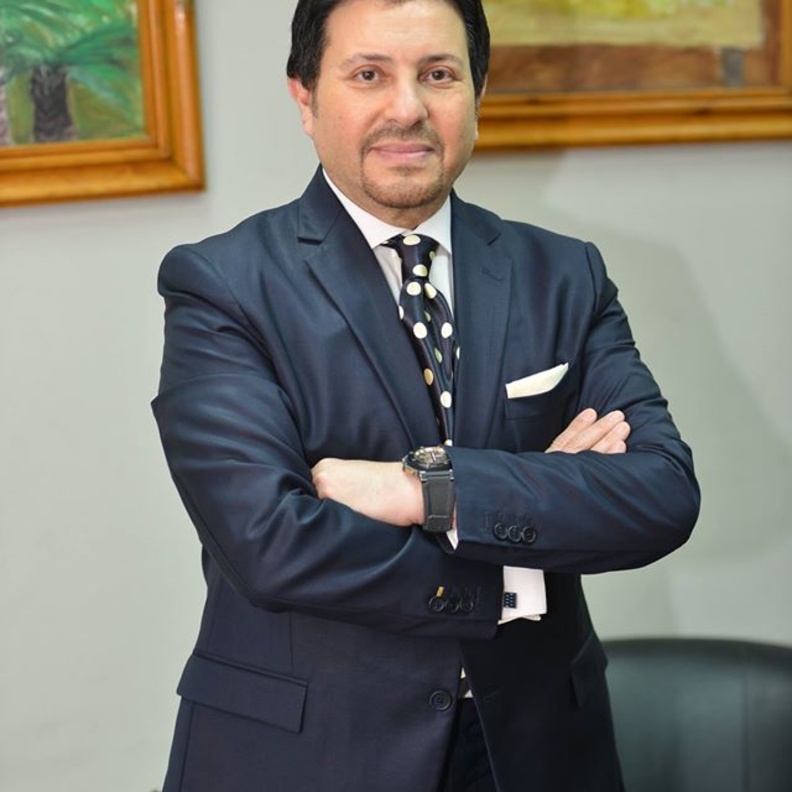 هاني شاكر مع ابنته الراحلة في زفافها